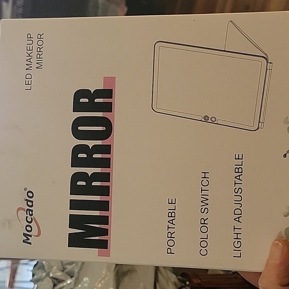 LED Vanity Mirror with 10X Magnification - Black - Picture 7 of 7